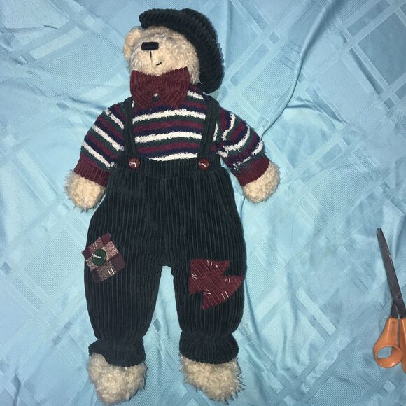 TB Trading Company BOY AND GIRL CHRISTMAS TEDDY BEARS Weighted Stuffed Plush - Picture 2 of 5